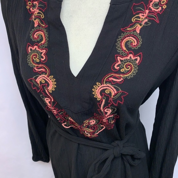 🌟Jessica Simpson Embroidered Shirt Dress - Picture 6 of 8